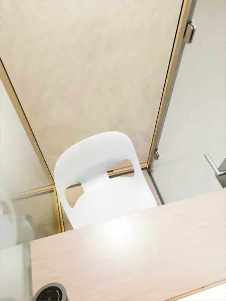 telefonkabinen, akustikboxen